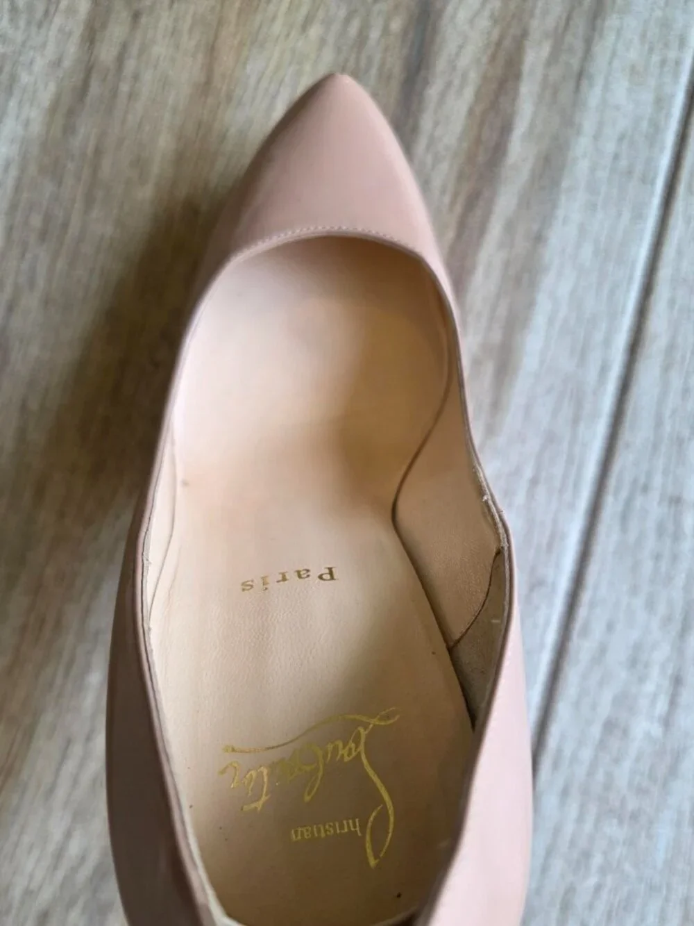 Christian Louboutin Rolando Nude Patent Leather Pumps 39.5